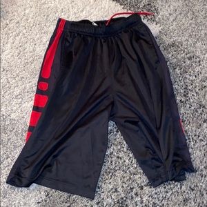 boys black nike black elites with red stripe